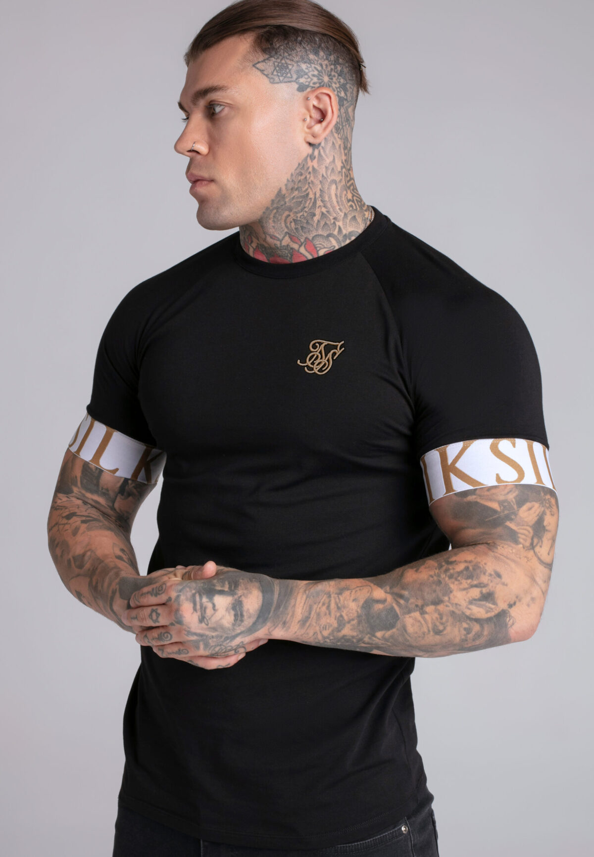 Sik Silk - Tech T-Shirt - Triko s lemy kolem bicepsů - Černé